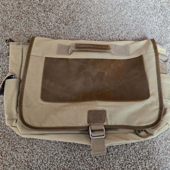 Field & Co  University of Michigan Themed Messenger/Laptop Bag - Picture 1 of 8